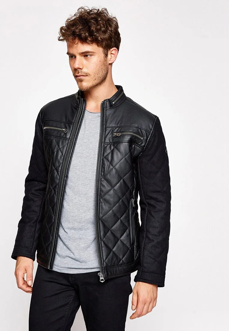 Модные мужские куртки. Куртка alpha industries moresby navy. Alpha industries b-15 navy. Мужские куртки 15. Зимняя мужская куртка борман модель 99021.
