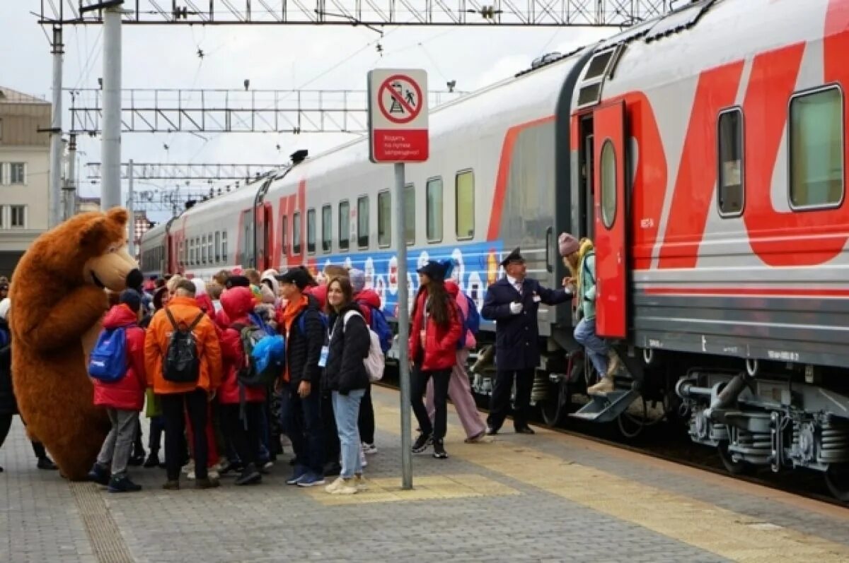 Поезд спб курск. Большая перемена РЖД. Поезд большая перемена 2022. Поезда России. Путешествие на электричке.