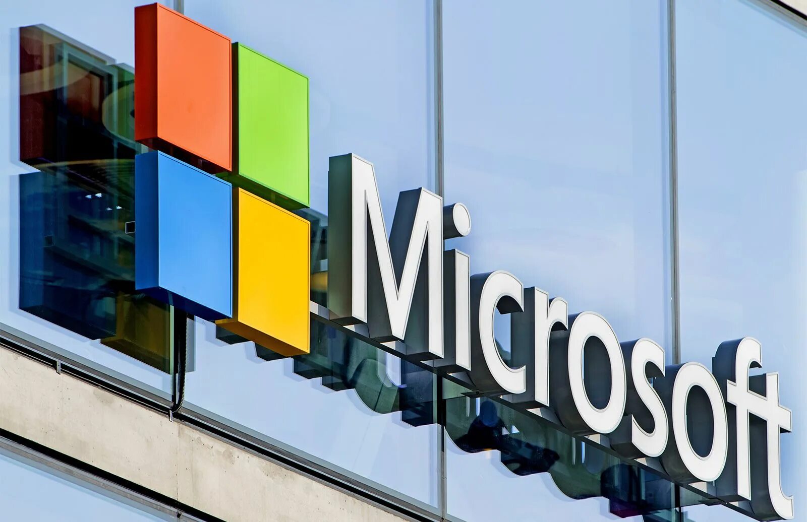 Реклама microsoft windows. Майкрософт. microsoft компания. корпорация майкрософт. транснациональная корпорация microsoft.