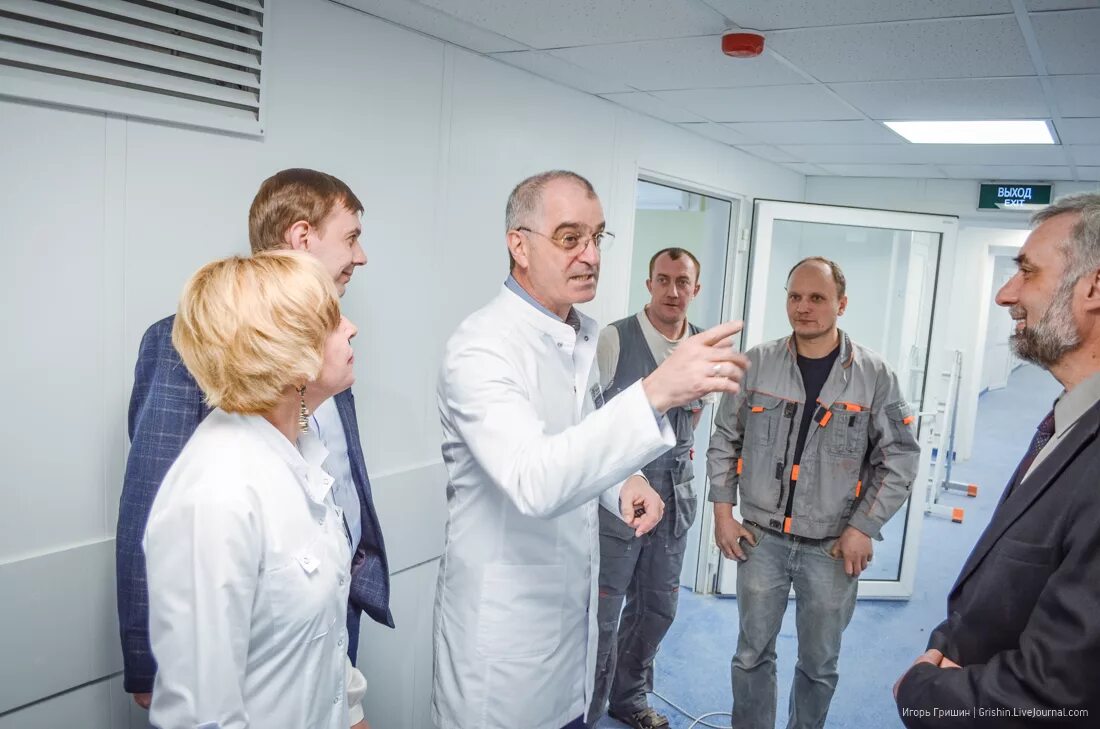 Црб одинцово. Главный врач люберецкой областной больницы. Семенцов люберецкая больница. Люберецкая областная больница семенцов. Главврач люберецкой областной больницы.