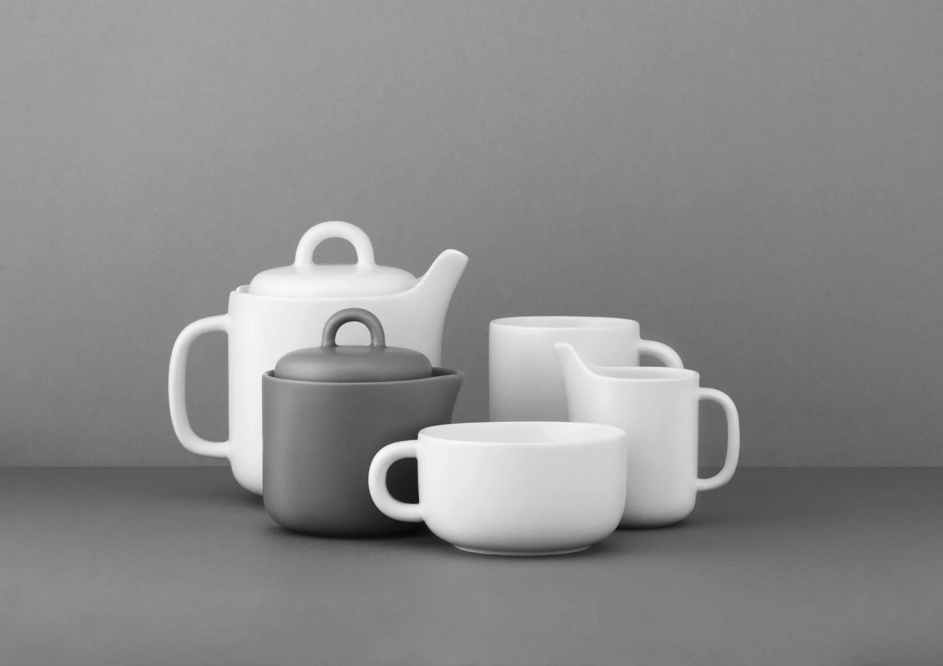 Kitchen cup. Посуда рёндл. Чайник серый Normann Copenhagen. Посуда Минимализм. Чайный сервиз в стиле Минимализм.