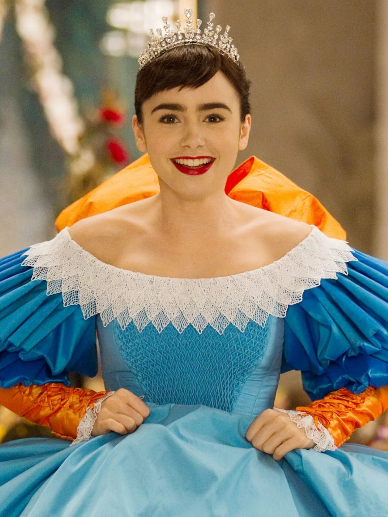 Арми хаммер и лили коллинз белоснежка. Лили коллинз белоснежка и месть гномов. Месть гномов. Лили коллинз белоснежка. Месть гномов.