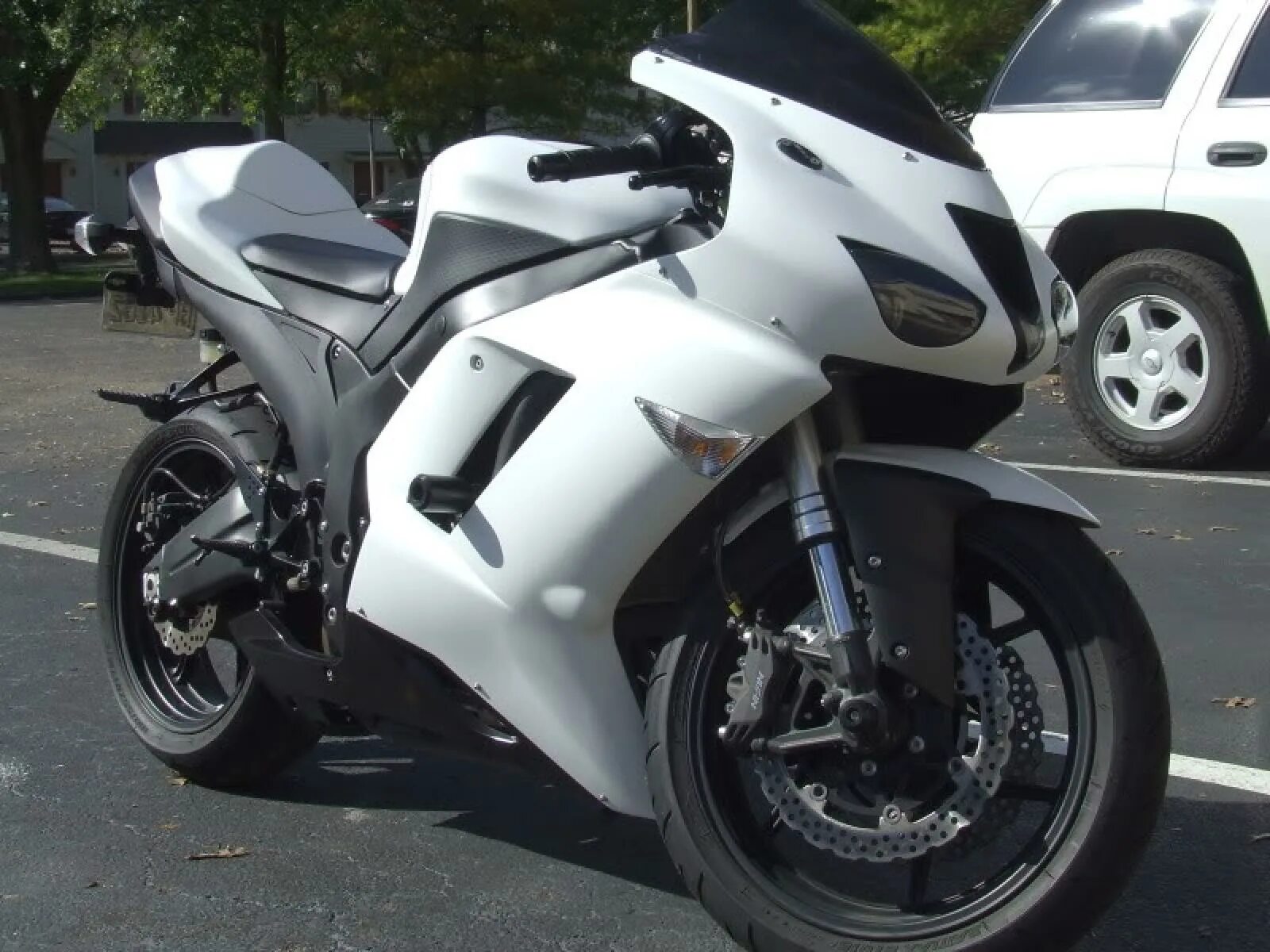 Kawasaki er6. Кавасаки 2008. Кавасаки ззр 1400. Kawasaki ninja 650r. Kawasaki zx10r черный.