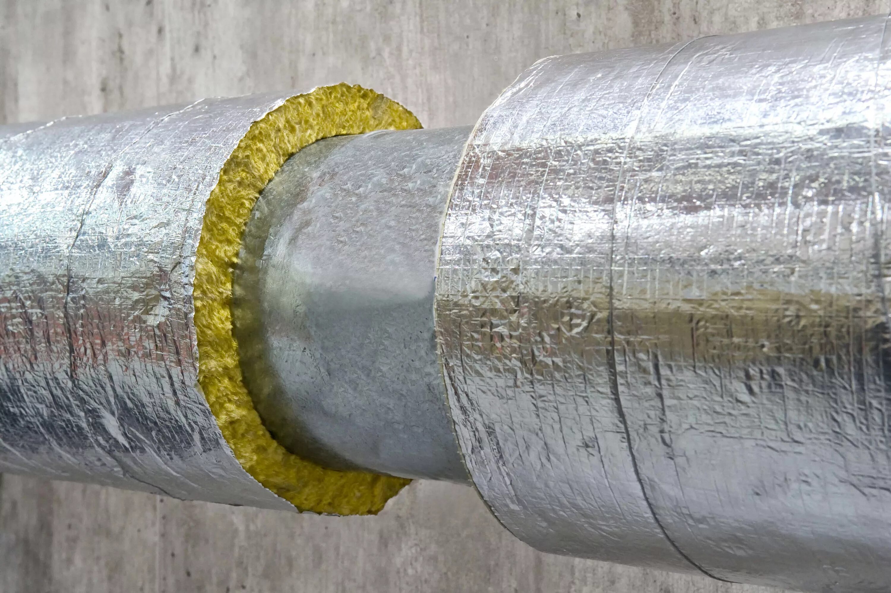Цилиндры ппу для изоляции труб. Теплоизоляция воздуховодов rockwool. Теплоизоляция трубопровода отопления ф89. Тепловая изоляция из каучука k-flex. Тепловая изоляция труб с изоком т 400мм.