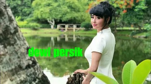 Dewi persik