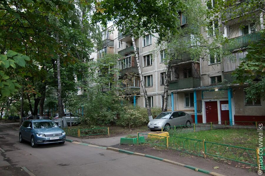 сколько хрущевок в москве. стройка панельных домов. сколько хрущевок в россии. хрущевка. сколько хрущевок в москве.