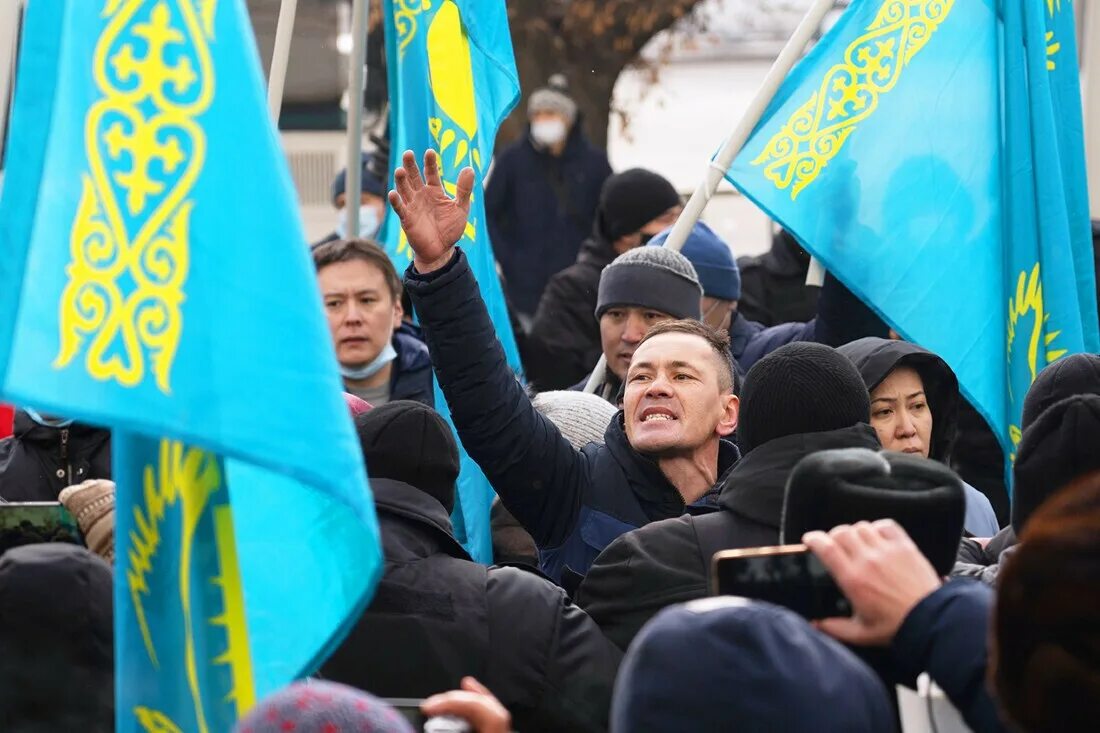 Что сейчас в казахстане. Протесты 2022 года в Казахстане. Токаев Казахстан протесты. Националисты Казахстана.