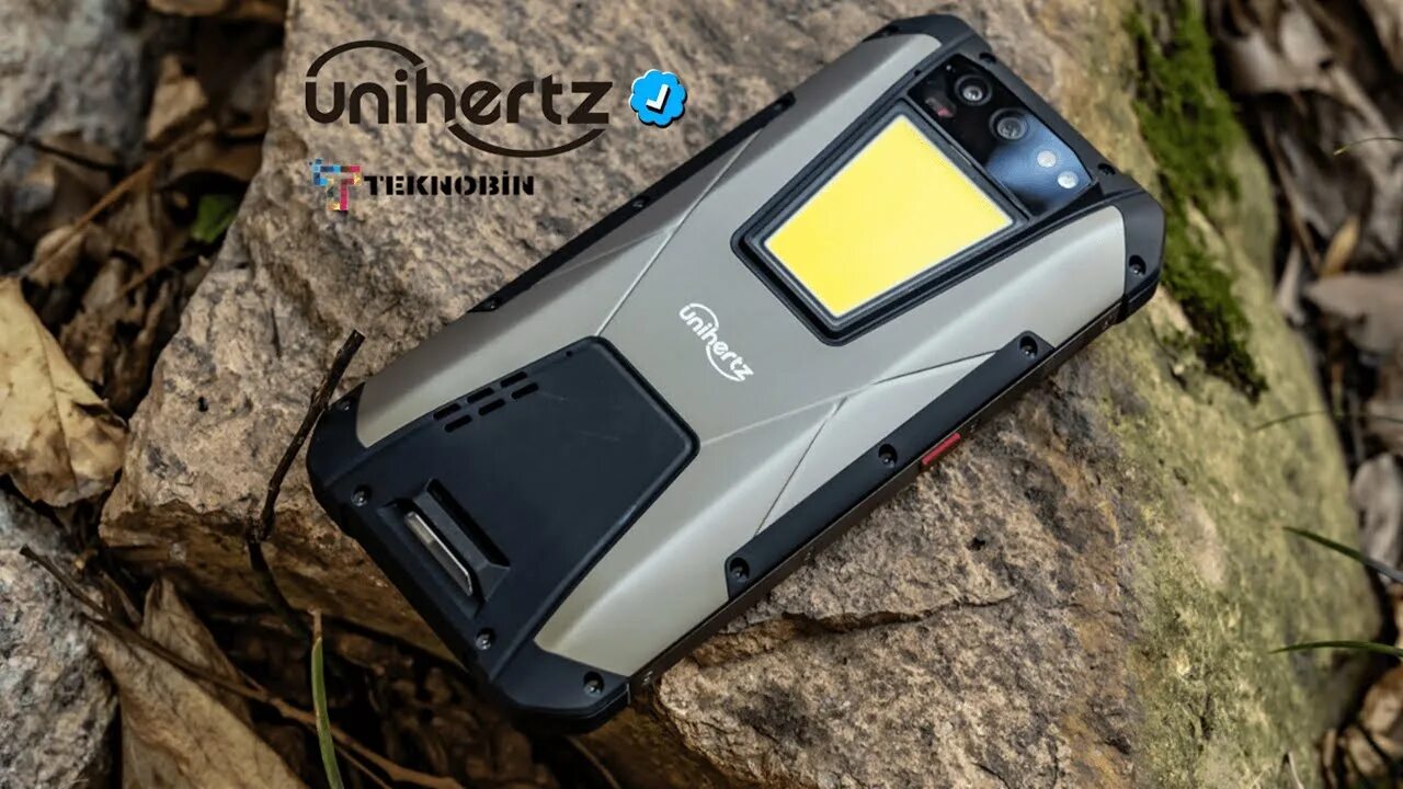 Unihertz смартфон tank global. Unihertz Tank 22000mah. Unihertz Tank 2. Unihertz Tank 2 смартфон. Unihertz (8849).