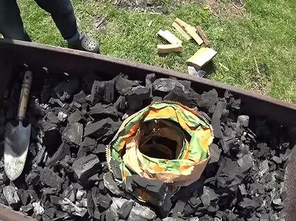 Сколько разжигать уголь