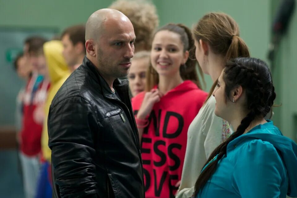 имя всех актеров физрук. имя всех актеров физрук. александр якин физрук. имя всех актеров физрук. александр обласов физрук.