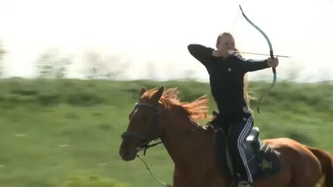 Үй шаруасындағы әйелдің ит стилін ренжітті