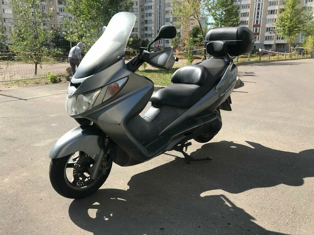 Купить скайвэй 400. Suzuki Burgman (Skywave) 400. Suzuki Skywave 400. Сузуки Бургман 400 2005. Skywave 400 2005.