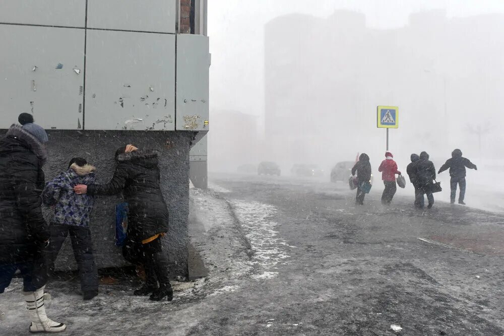 Погода мем. Прикольные рисунки про погоду. Погода мем. Погода мем. Мемы про плохую погоду.