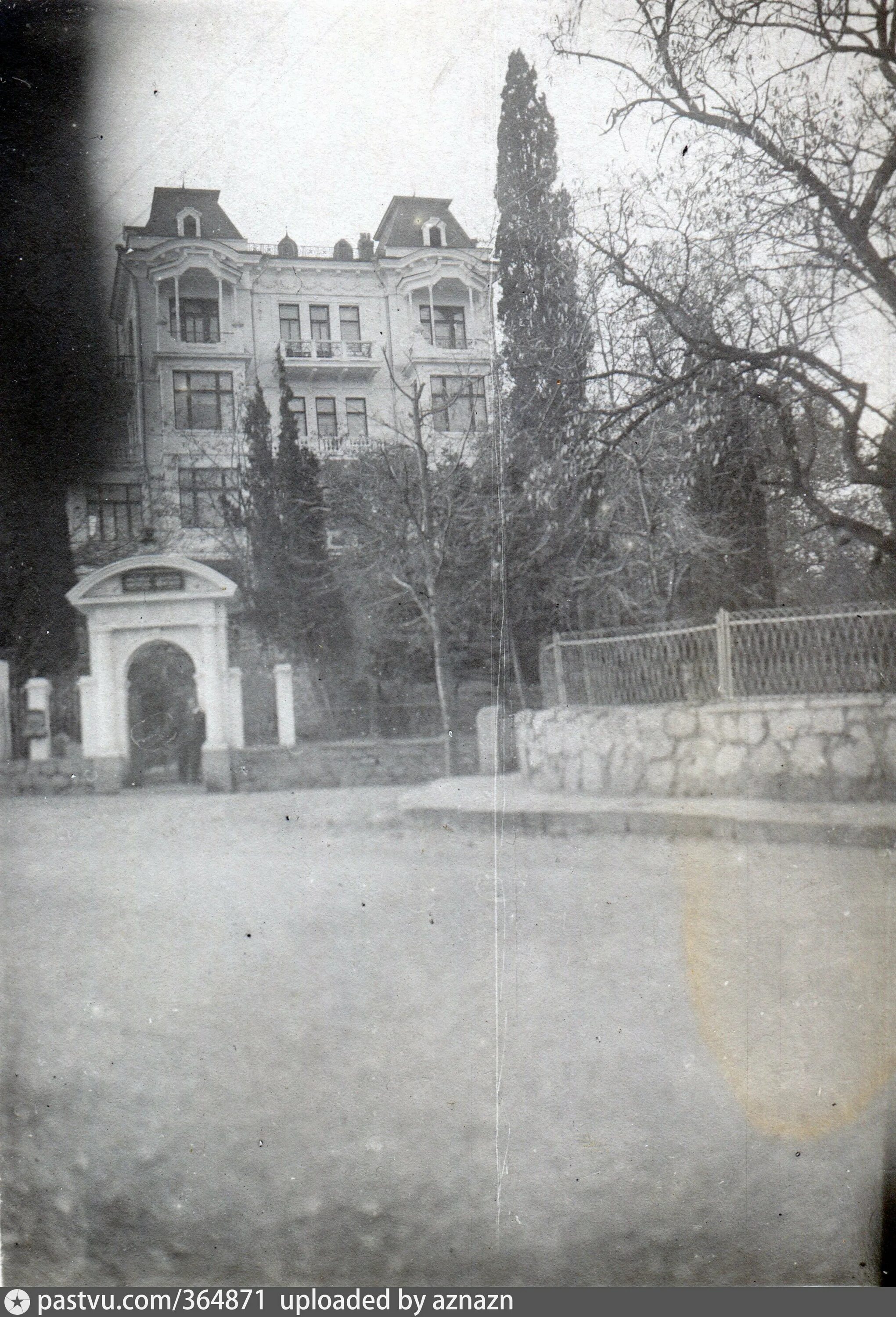 Ялта коммунаров 12. Ялта коммунаров 12. Ялта екатерининская улица. Ялта коммунаров 12. Ялта коммунаров 12.