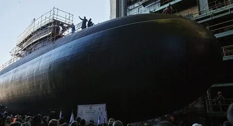 Вскоре наша лодка вышла на самую середину