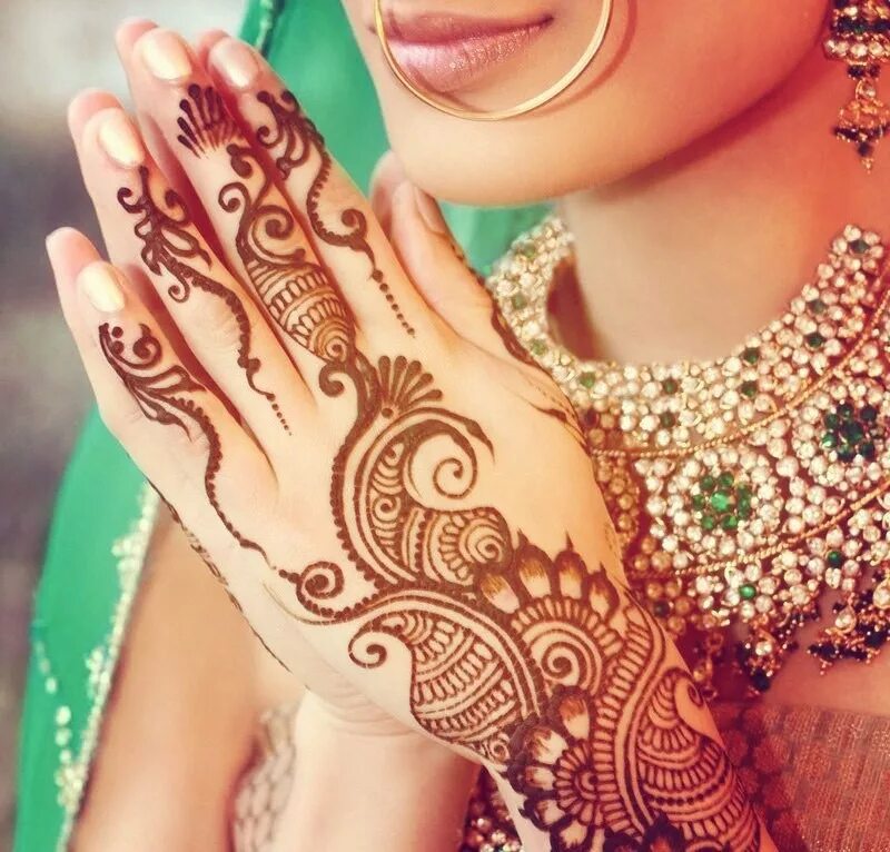 Индийское мехенди. Менди индия. Хна dulhan. Украшение хной на руках. Роспись хной мехенди.