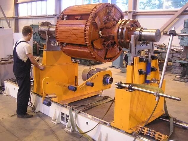 балансировка трехопорных роторов. балансировка ротора 775. балансировочный станок для роторов. балансировка вала с ротором электродвигателя. балансировка ротора зд 315 квт.
