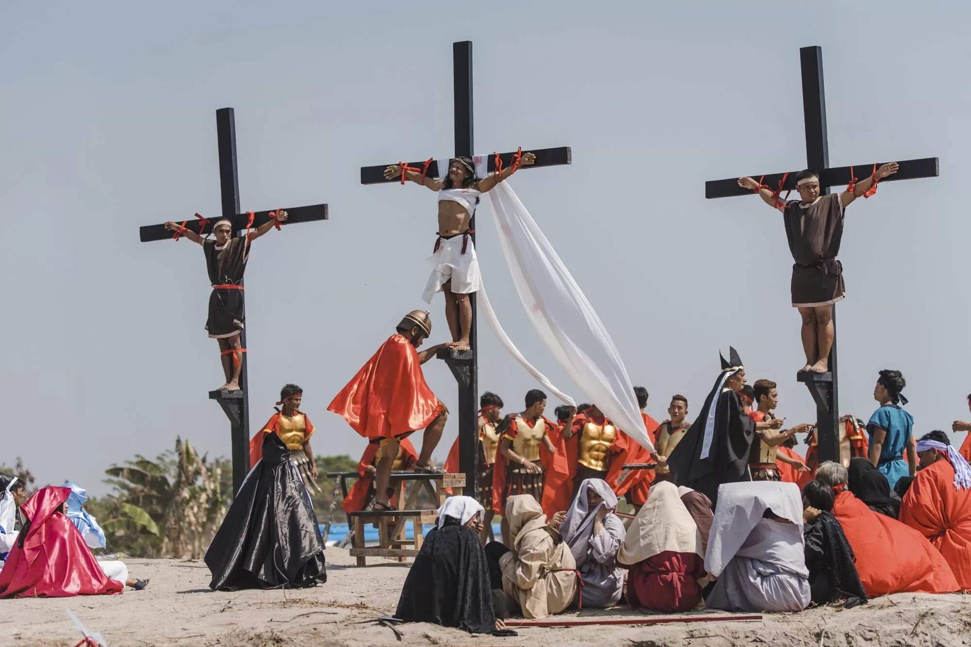 Какого числа страстная пятница в 2024. Католическая Великая пятница (good Friday). Великая пятница Распятие Христа. Страстная пятница (Великая пятница) в Дании. Иисус Христос страстная пятница.