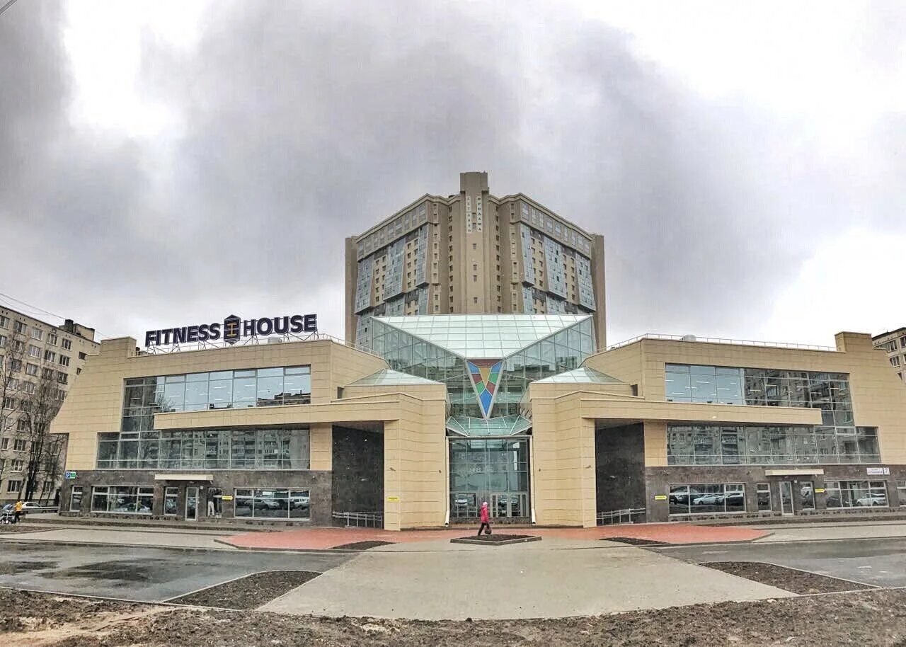 Fitness house большевиков. Фитнес Хаус Большевиков 7. Пр. Большевиков, д.7 к2. Проспект Большевиков 7к3.