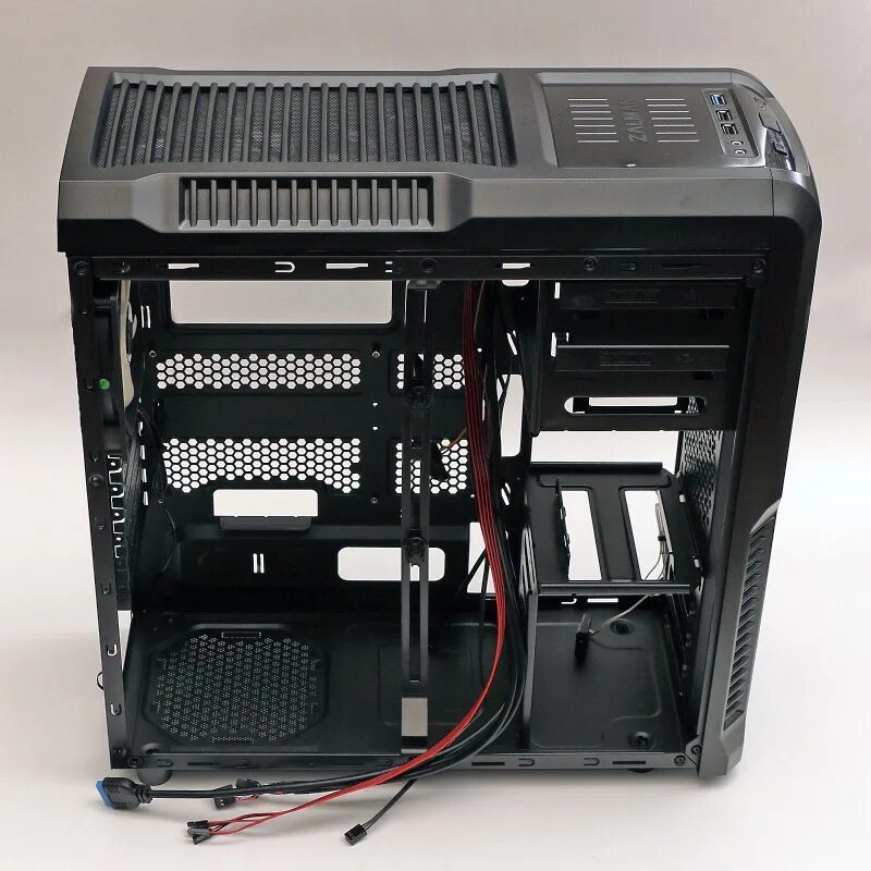 Корпус zalman z3 plus