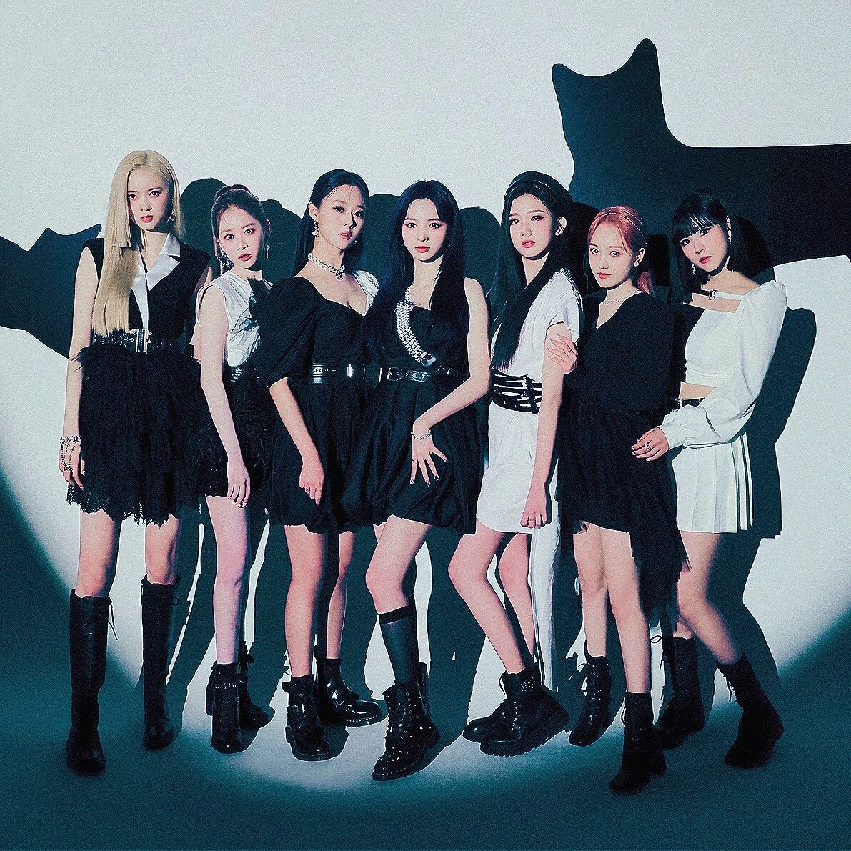 Cherry group. Черри буллет. cherry bullet участницы. cherry bullet kpop. cherry bullet hae yoon.