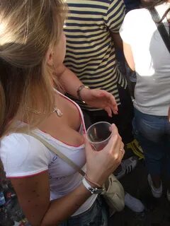 Im drunk and i want a cleavage creepshot thread - /b/ - Random - 4archive.org