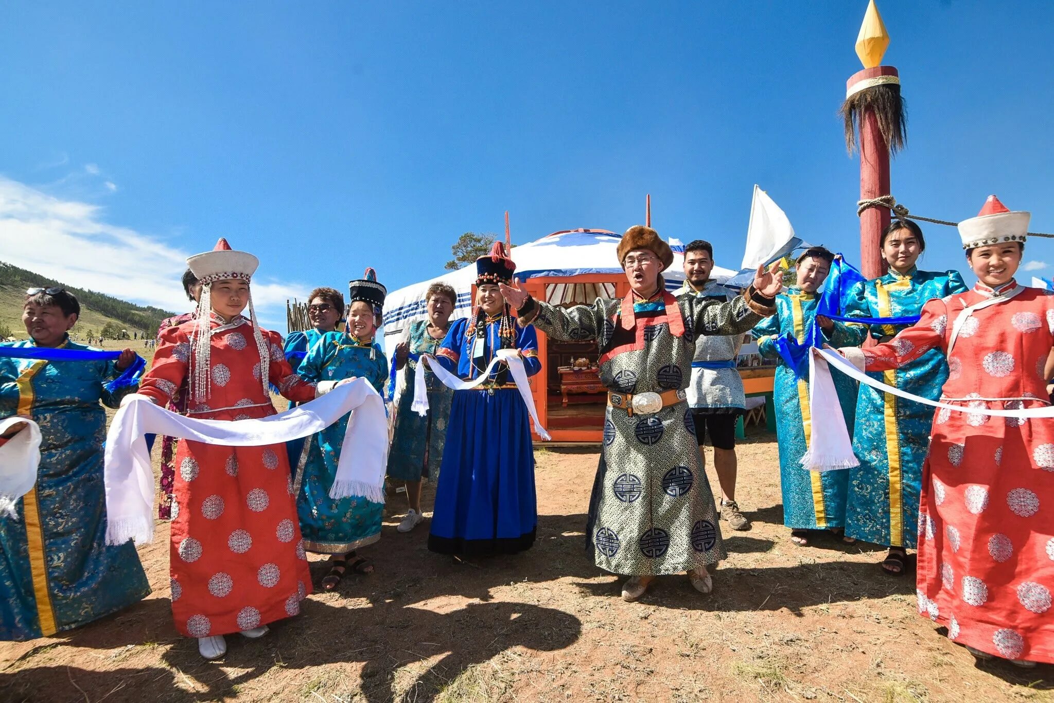 100 лет республике бурятия. Бурятская школа. 32 школа улан-удэ. Список министров республика бурятия. Многонациональная бурятия.