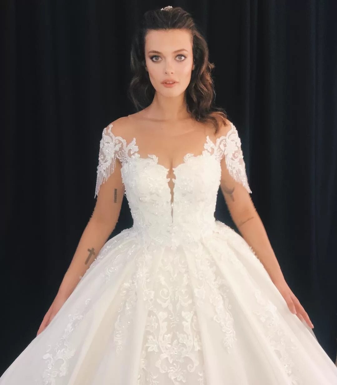 Модель лиза адаменко. Лиза адаменко в 13 лет. Адаменко холостяк. Адаменко холостяк. Адаменко в холостяке.