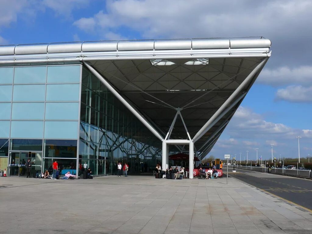 Terminal building