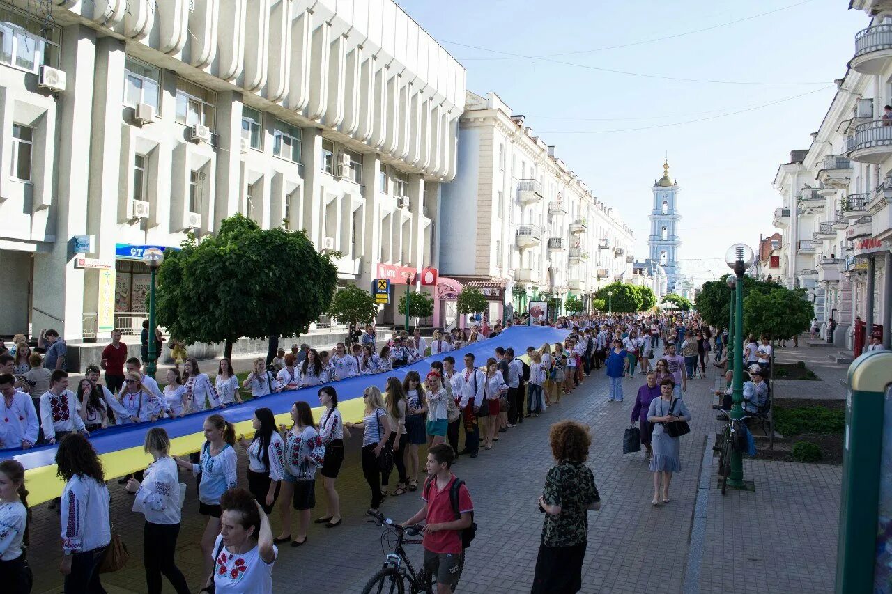 Сумы слушать. Сумы город на Украине. Сумы центр города. Сумы областные центры Украины. Площадь города Сумы.