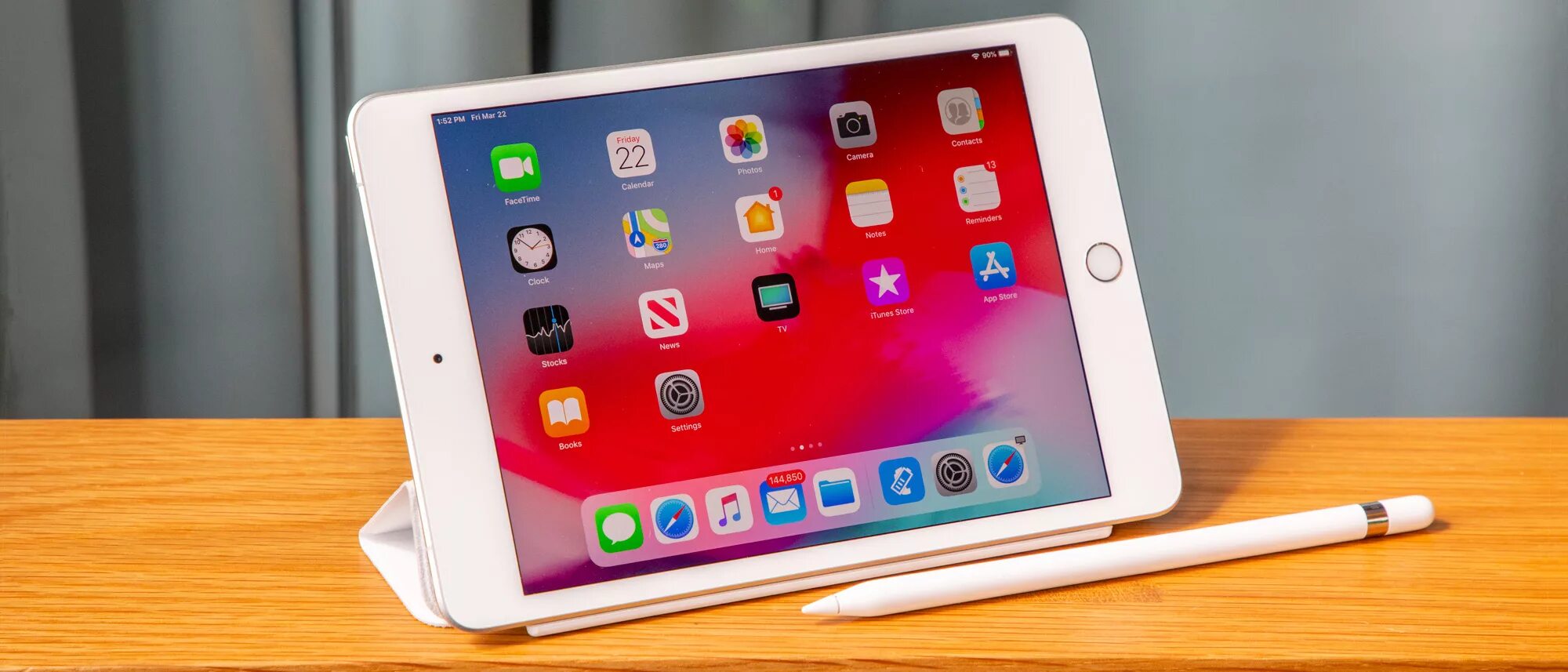 Какой айпад самый лучший. Ipad mini 6. планшет эпл айпад 6 мини. apple ipad mini 6 2025. планшет apple ipad mini 2025.