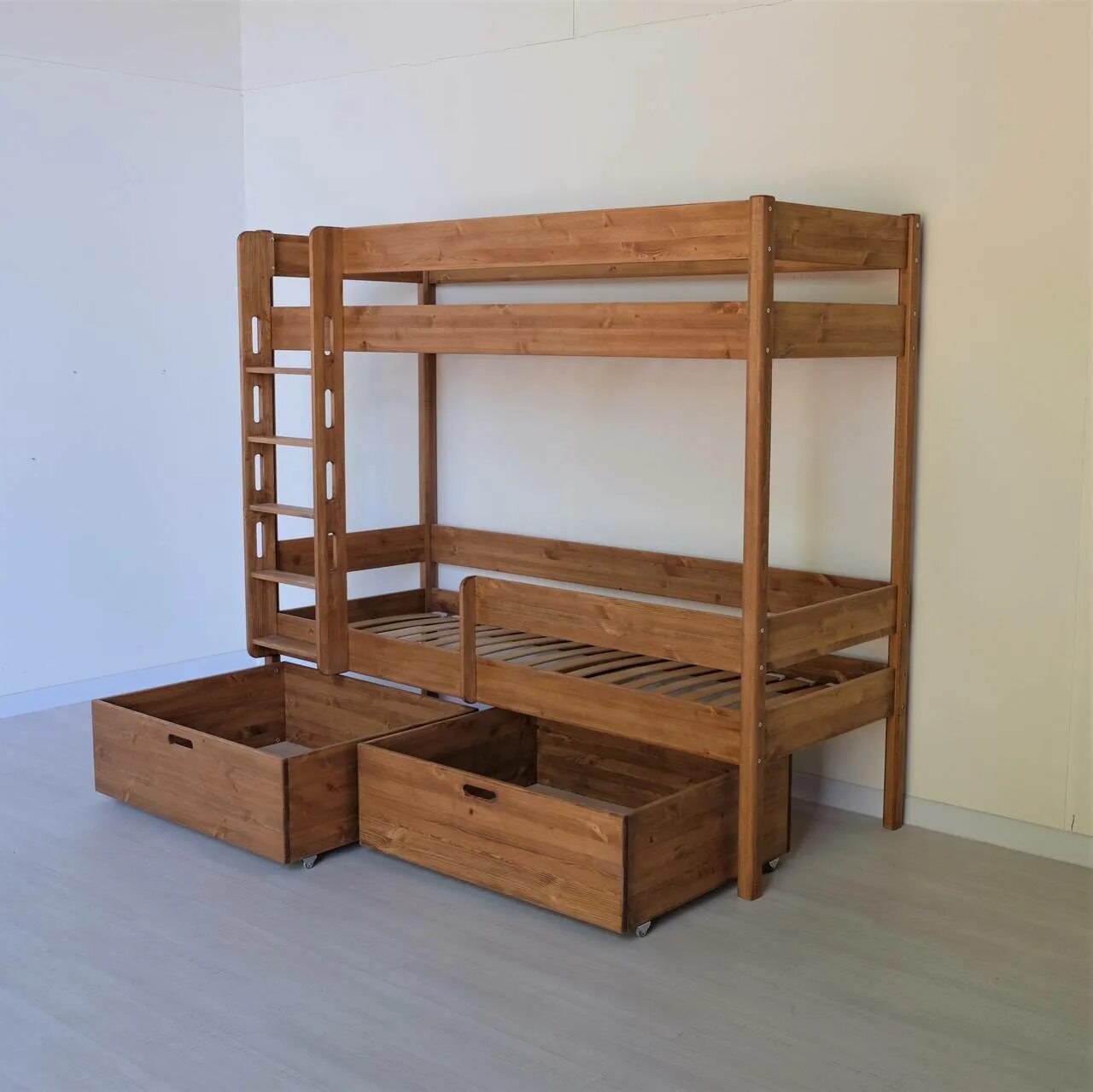 Двухъярусная кровать для детей деревянная. Сделать двухъярусную. Сделать двухъярусную. Кровать двухъярусная. Сделать двухъярусную.