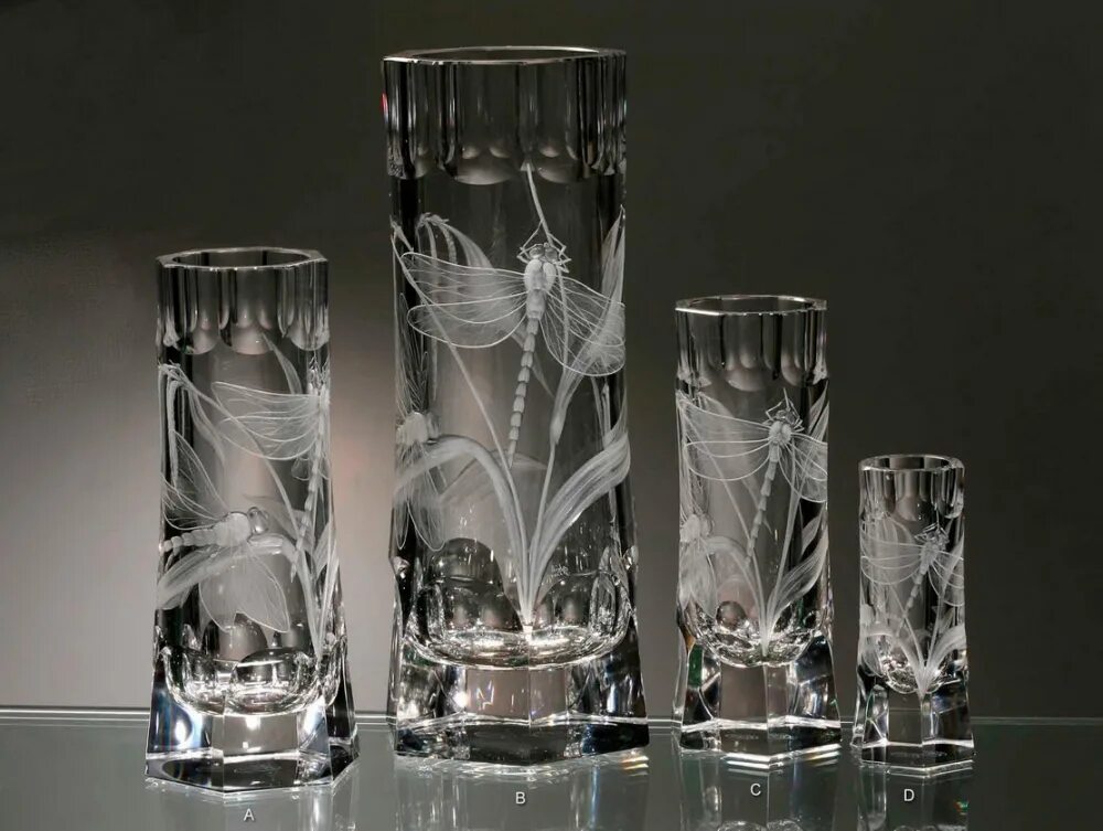 баккара, королевский хрусталь. французский хрусталь баккара. хрустальная ваза матовая звери животные. белорусский хрусталь неман. ваза лзхс хрусталь.