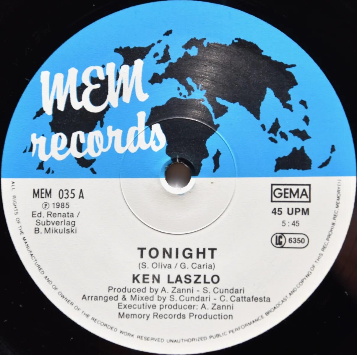 New italo disco. Keerah tonight. Savage виниловая пластинка. Italo disco tonight. Zyx italo disco spacesynth collection cd.
