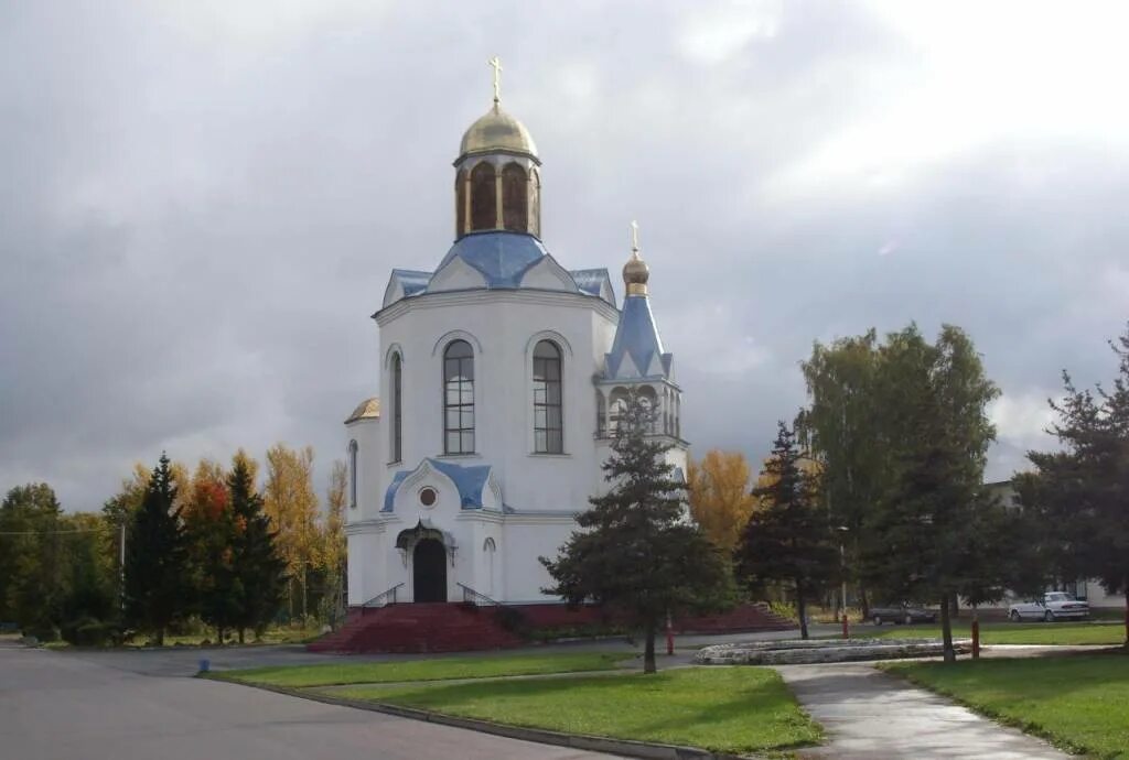 Дядьково брянская область. Город Дятьково Брянской. Г.Дятьково Дятьковский район. Площадь Дятьково Брянской области. Дятьково п. Ивот Церковь.