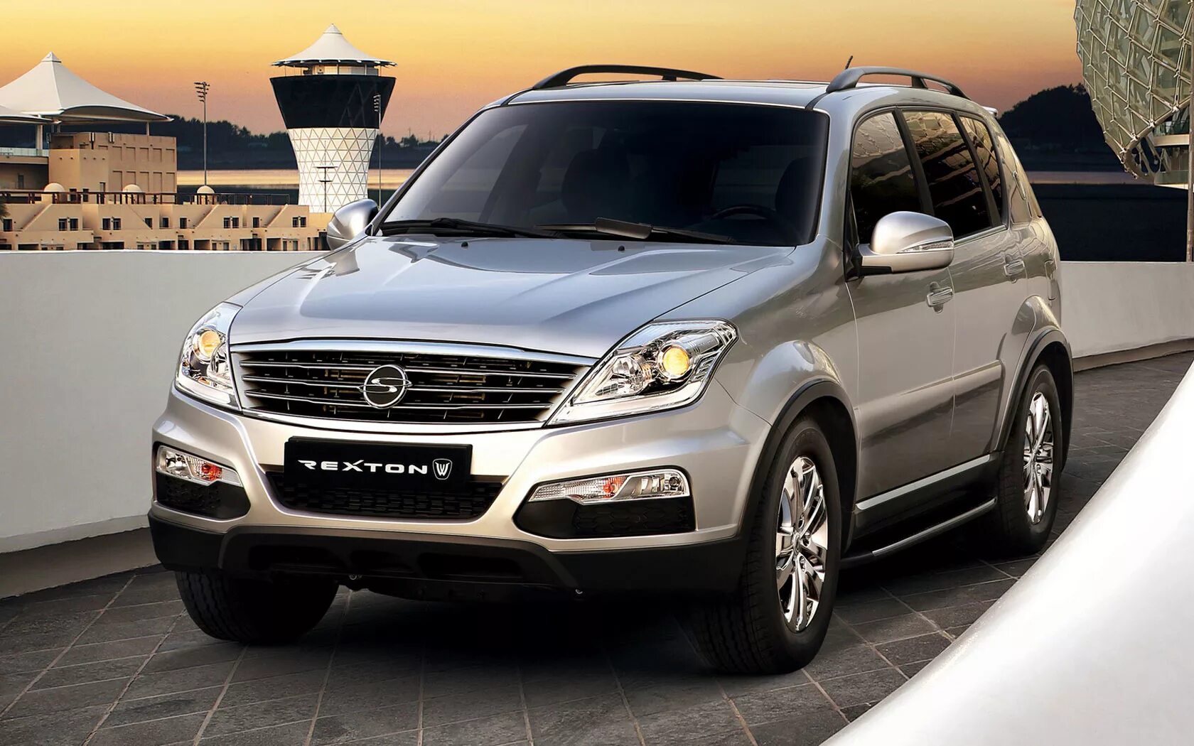 Комплектация саньенг. Рекстон Санг Йонг. SSANGYONG Rexton 2012. ССАНГЙОНГ Рекстон w. SSANGYONG 2016 Рекстон.