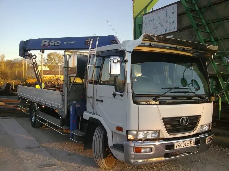 хино рейнджер манипулятор. хино рейнджер 1995 кран манипулятор. японский грузовик хино рейнджер. манипуляторы бу япония. манипуляторы бу япония.