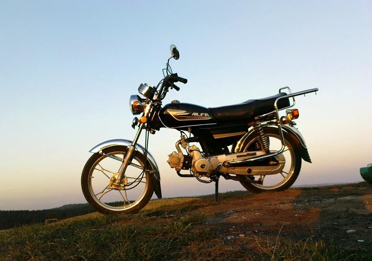 мотоцикл альфа на белом фоне. мопед альфа 50 кубов. мопед альфа велс 110. альфа мопед или мотоцикл. мопед альфа alpha 125.