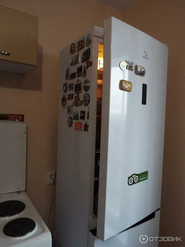 Индезит push cool. Холодильник индезит df 5200 w. push and cool на холодильнике индезит что это.