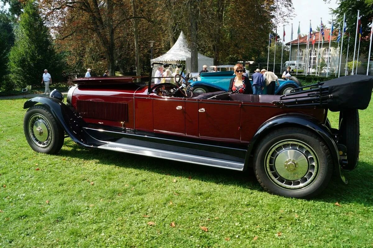 Bugatti royale. Bugatti t41 Royale. Bugatti 41 Royale. Bugatti Royale Kellner Coupe 1931. Bugatti Type 41 Royale.