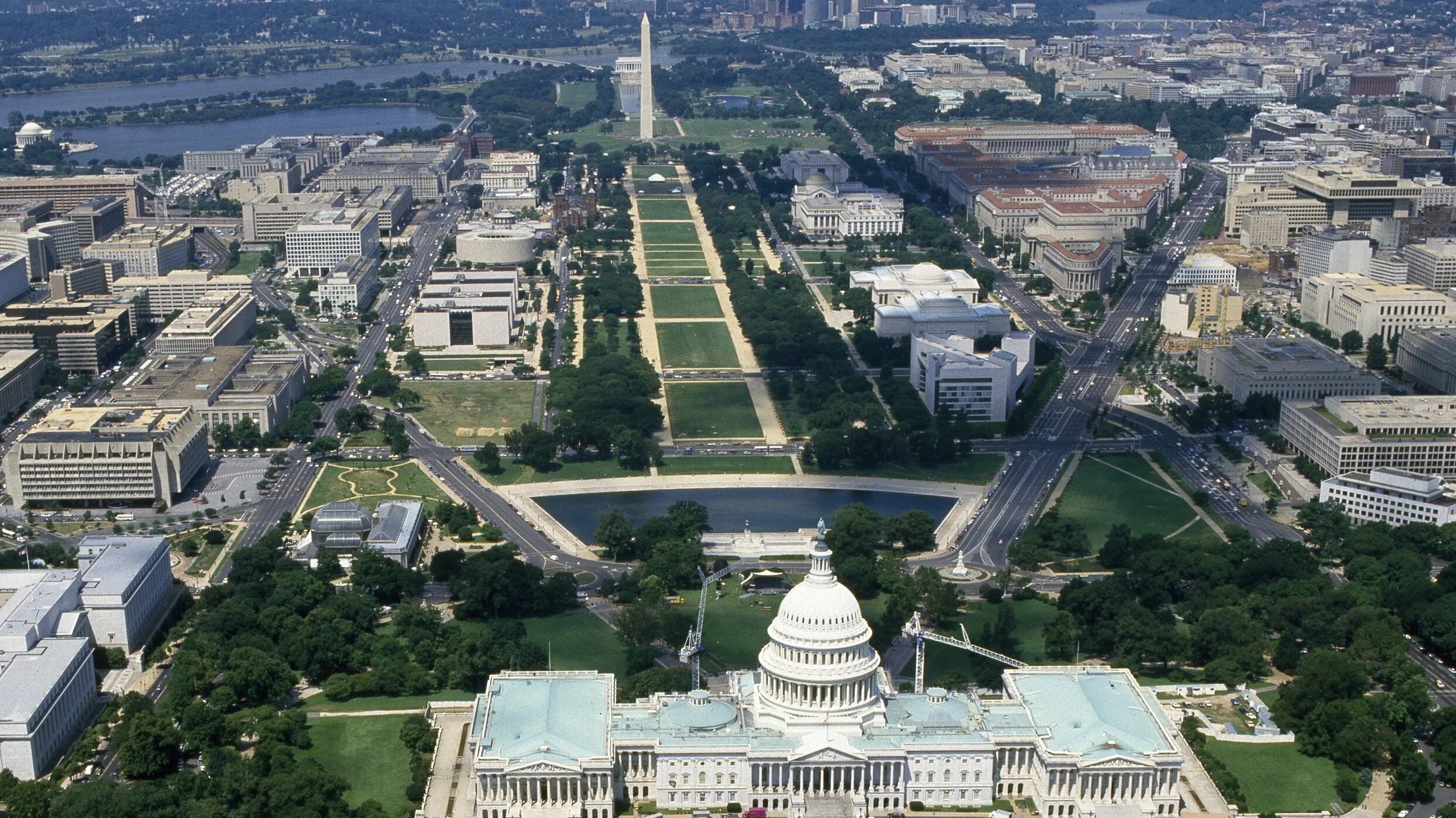 Washington is capital of usa. National Mall Вашингтон. Капитолийский холм в Вашингтоне. Национальная аллея Вашингтон. Вашингтон столица США.