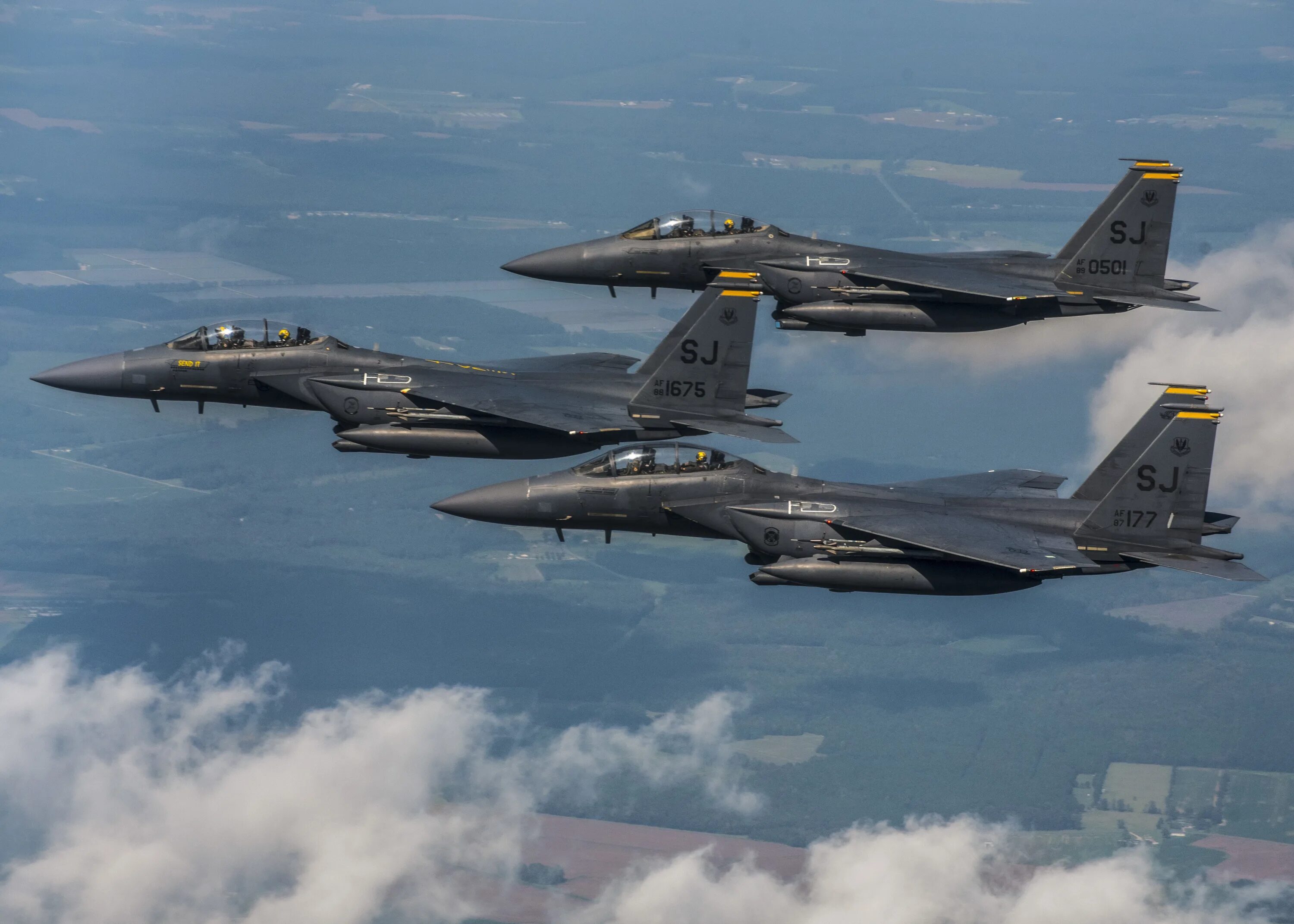 F-15e Strike Eagle. MCDONNELL Douglas f-15e Strike Eagle. F-15 Strike Eagle. F 15 Eagle истребитель.