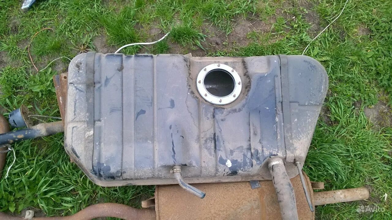 Топливный бак ваз 2112. Бак ваз 2109 инжектор. Бак ваз 2109 инжектор. Бак ваз 2109 инжектор. Объем бака ваз 2109.