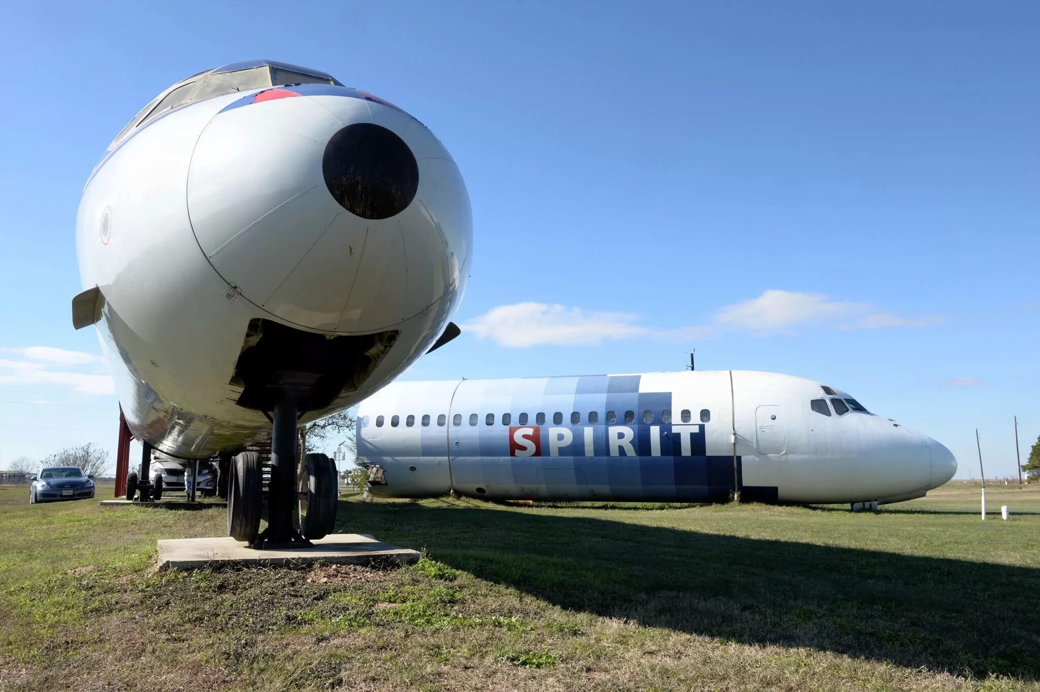 Брюс Кэмпбелл Boeing-727. Дом самолет. Дом из самолета. Самолет 197. Дома спишемся