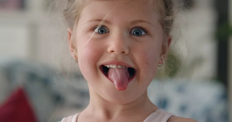 Child open mouth с языком smile. Videos cute little. Тоддлер герлз. Левочка. Videos cute little.