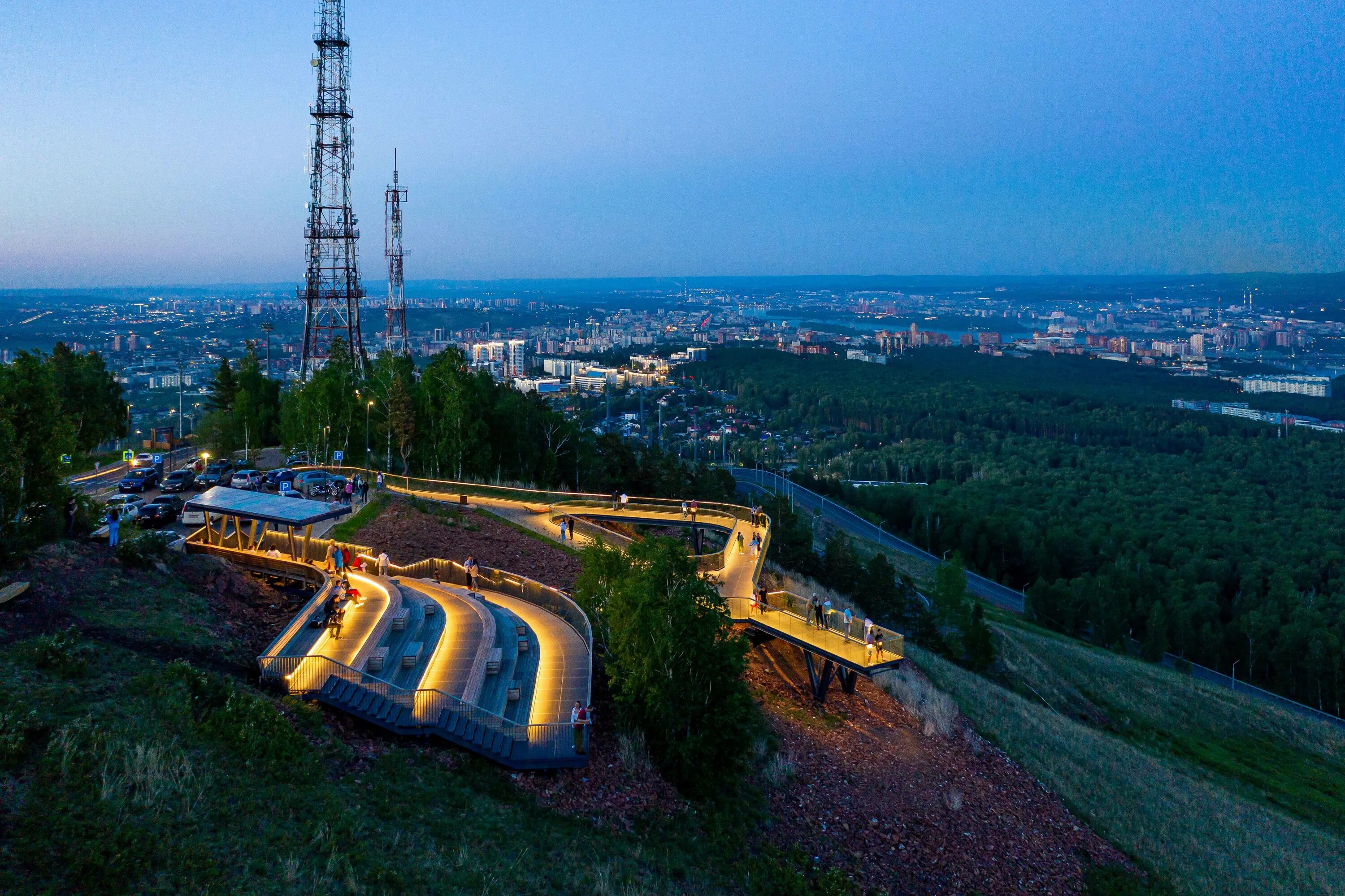 Николаевская сопка Красноярск. Смотровая на Николаевской сопке Красноярск. Николаевская сопка Красноярск смотровая площадка смотровая. Смотровая площадка на Николаевской сопке. Николаевская смотровая