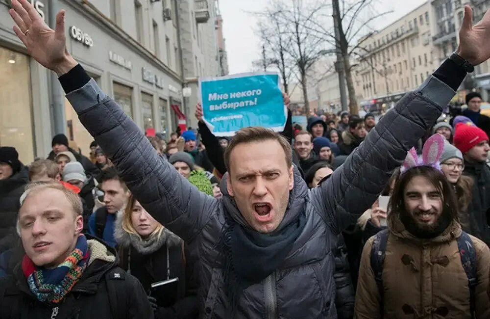 Депутаты оппозиционеры. Оппозиционер власти. Российские оппозиционеры. Российские оппозиционные политики. Российские оппозиционеры.