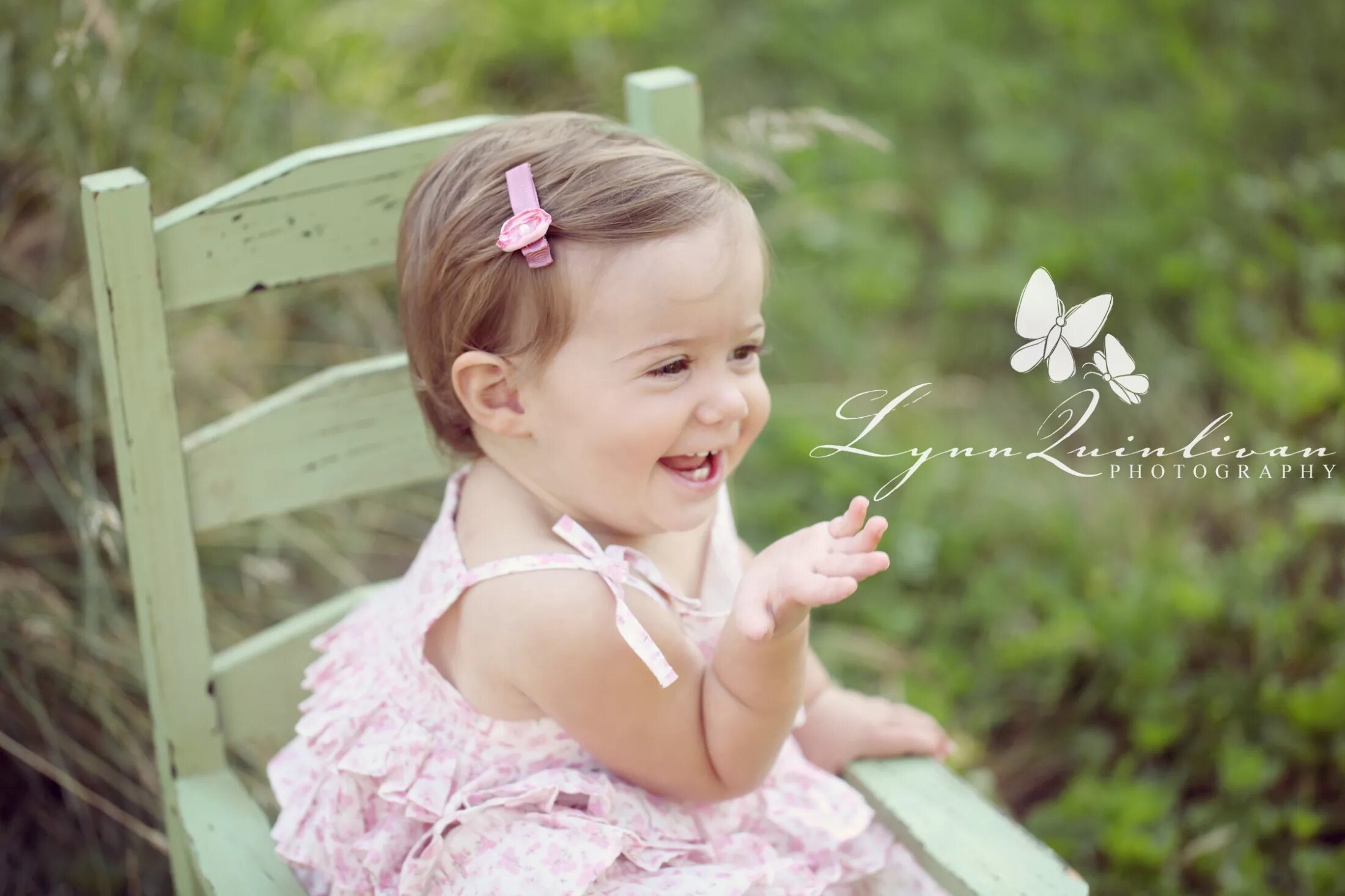 2 years old girl