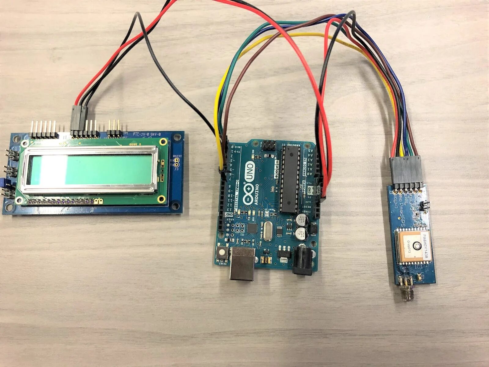 Ардуино трекер. Arduino mega gps. gps tracker arduino. gps трекер на ардуино уно. gps на ардуино с дисплеем.