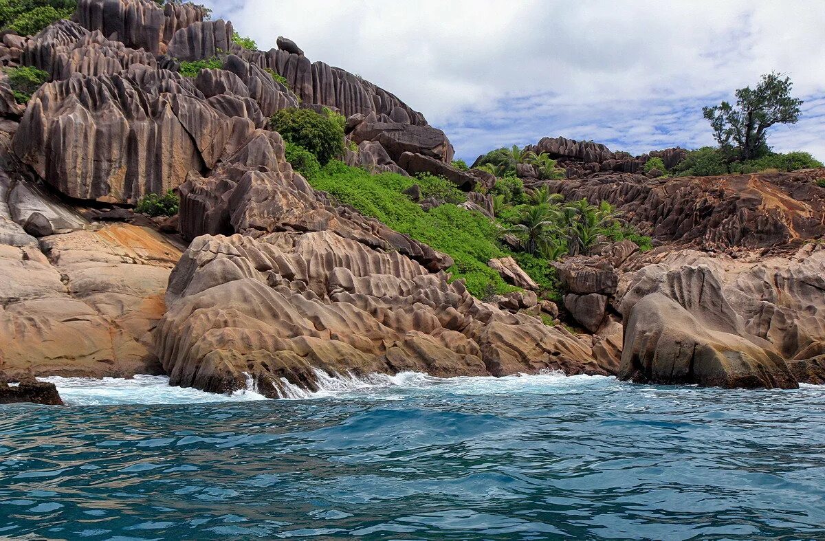 остров 2013 года